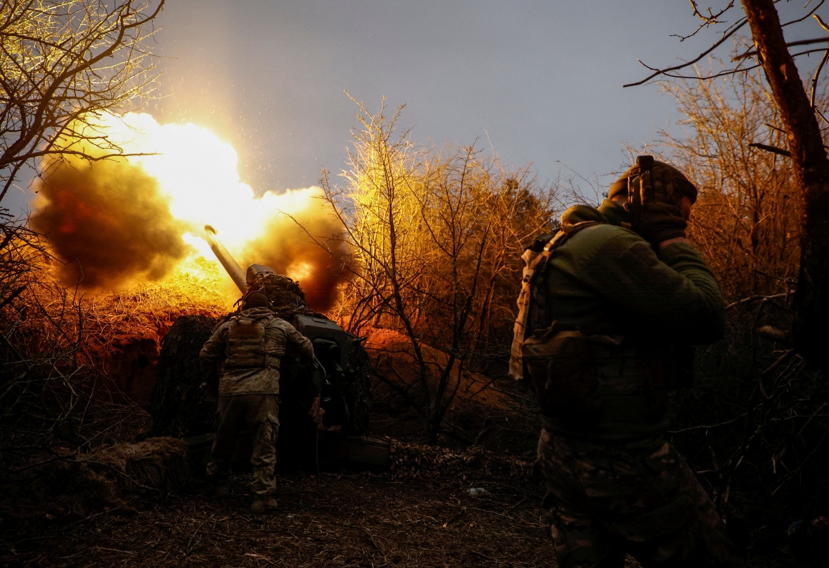 Ukraine chật vật giữ chiến tuyến giữa lúc Nga chuẩn bị tấn công sâu- Ảnh 1.