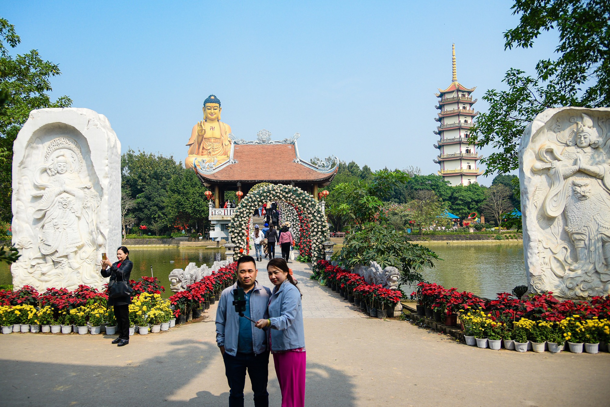 Cận cảnh tượng Phật cao 72 m ở Hà Nội- Ảnh 6.