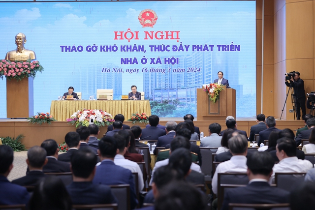 Thủ tướng: Doanh nghiệp đã làm nhà thì phải có lãi, nhưng vấn đề là lãi ở mức nào...vì nếu lãi nhiều thì người dân không mua được, lãi ít thì doanh nghiệp không vui!- Ảnh 1.