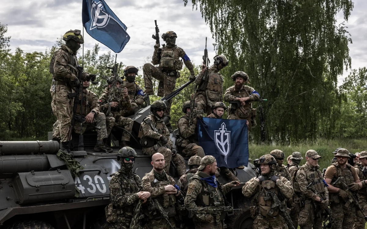 Lực lượng thân Ukraine tập kích Nga dữ dội giữa lúc bầu cử tổng thống- Ảnh 2.