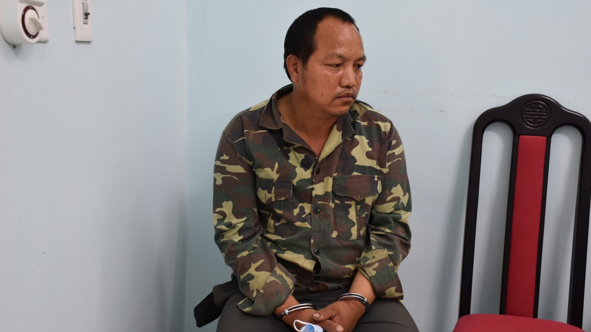 Bắt đối tượng truy nã sau 10 năm lẩn trốn tại Lào cùng 2 khẩu súng đã lên nòng- Ảnh 1.