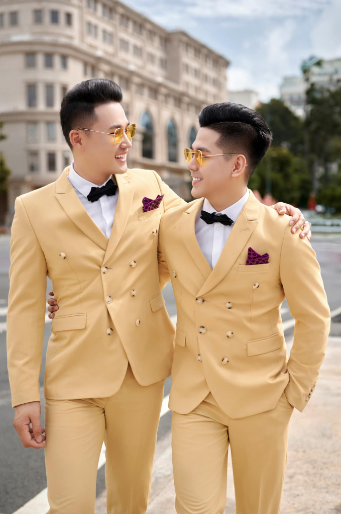 Cặp đôi đồng giới nam showbiz Việt chia tay dù đã tổ chức lễ ăn hỏi cực hoành tráng?- Ảnh 1.