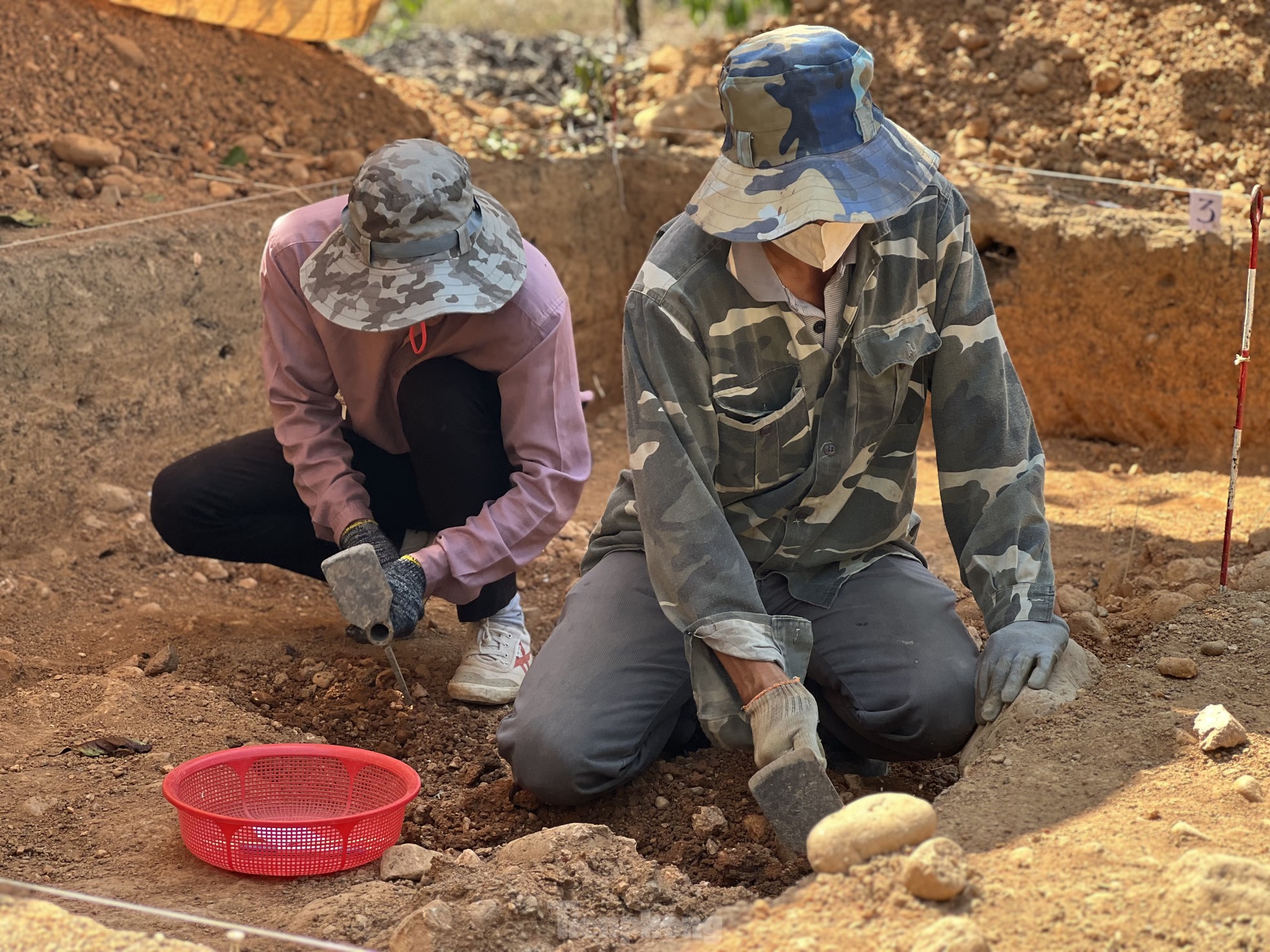 Khai quật khảo cổ ở Đắk Nông, phát lộ nhiều dấu tích người tiền sử- Ảnh 2.