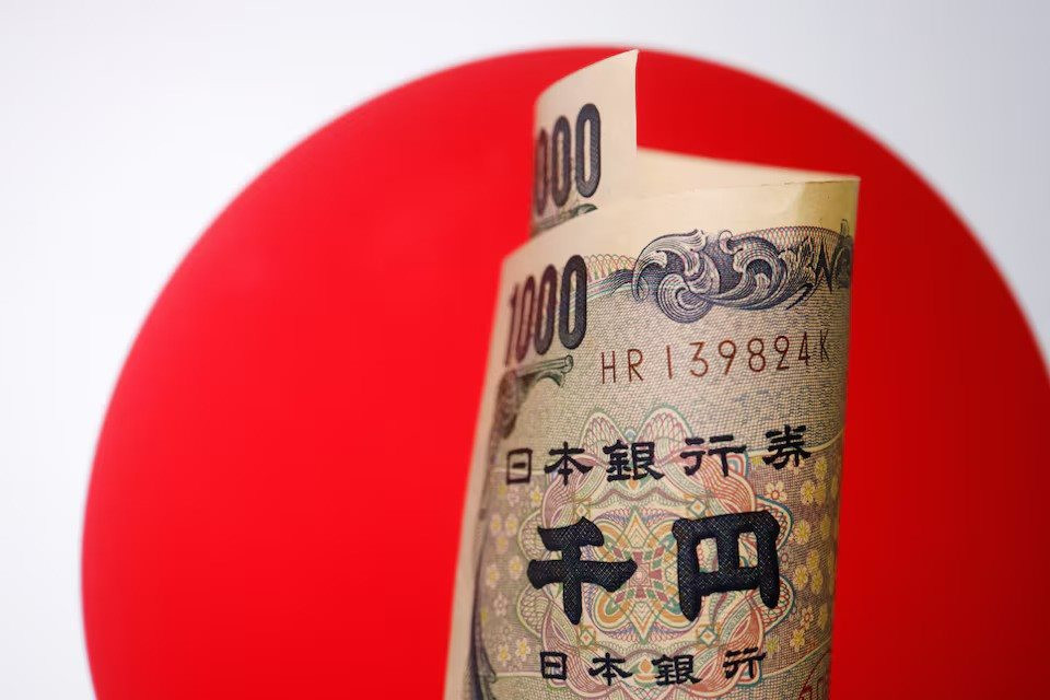 Chuẩn bị cho bước ngoặt lịch sử của chính sách tiền tệ, ngân hàng Nhật Bản đào tạo nhân viên làm việc trong tình huống chưa từng có trong gần 2 thập kỷ: Trả lãi cho tiền gửi- Ảnh 1.