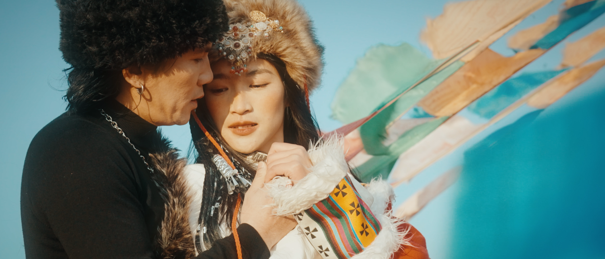 Mars Anh Tú sang Trung Quốc săn tuyết để quay MV mới, suýt bị bỏng lạnh- Ảnh 3.