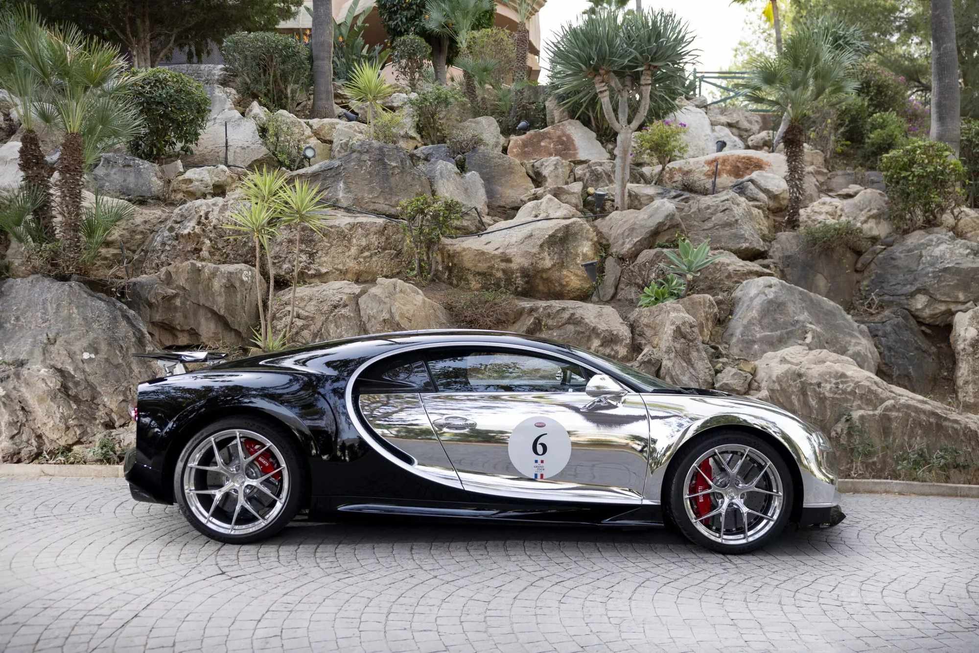 CEO Bugatti khoe động cơ V16 hybrid hoàn toàn mới, ủng hộ một quan điểm của Elon Musk đang bị số đông 'ném đá'- Ảnh 6.