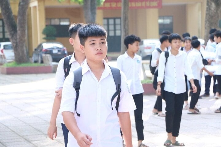 Học sinh, phụ huynh Hà Nội thấp thỏm chờ chốt môn thi vào lớp 10- Ảnh 1.
