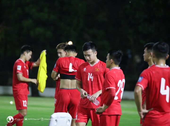 Đội tuyển Việt Nam tập hết công suất- Ảnh 8.