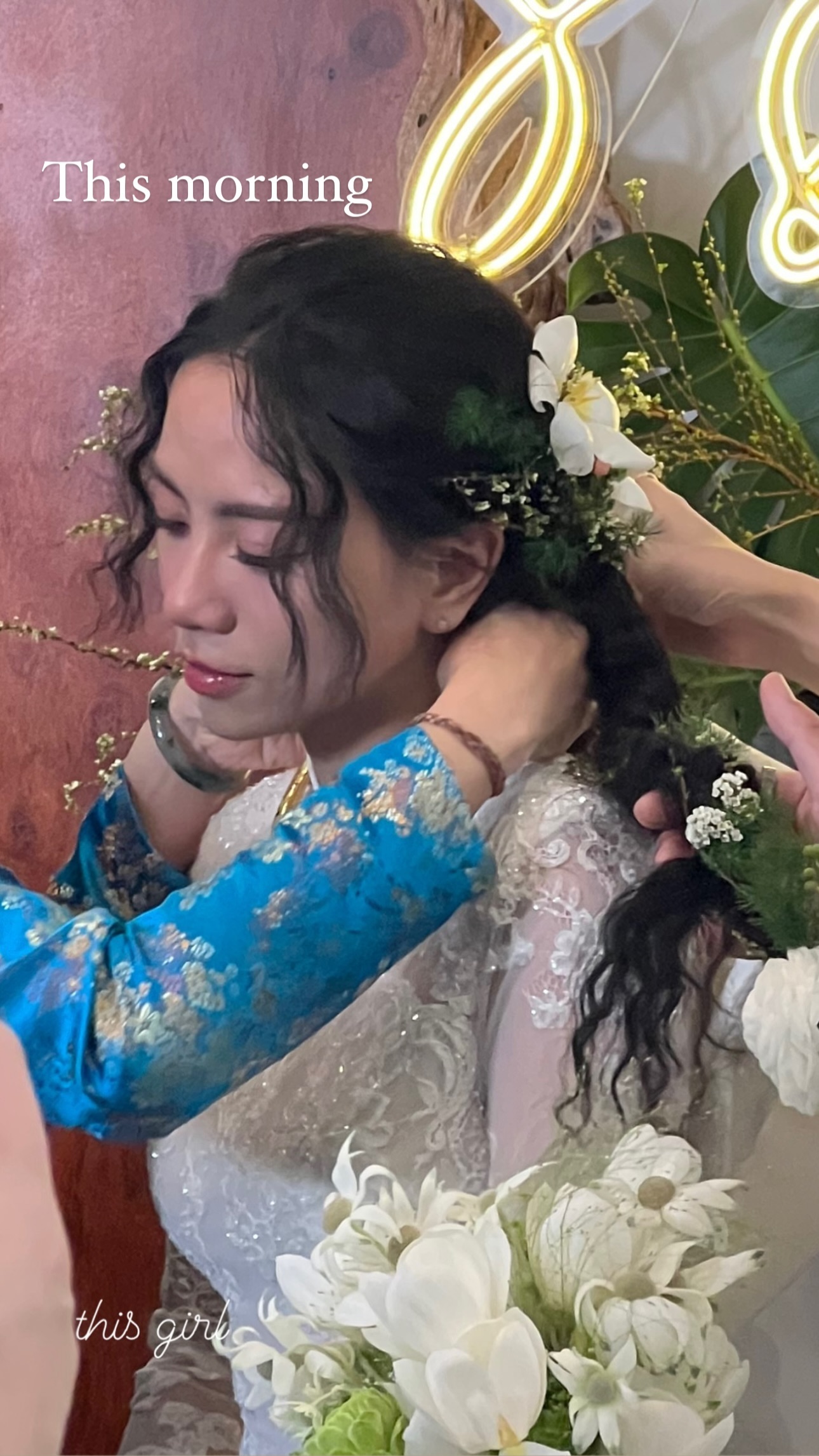 Cận cảnh visual Đặng Tiểu Tô Sa trong ngày cưới: Tiểu thư bịn rịn, an ủi mẹ đừng khóc trong ngày con gái theo chồng- Ảnh 6.