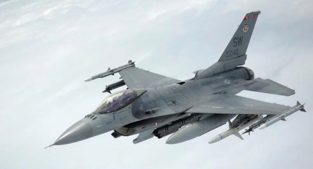 NATO công bố thời điểm chuyển giao tiêm kích F-16 cho Ukraine- Ảnh 1.