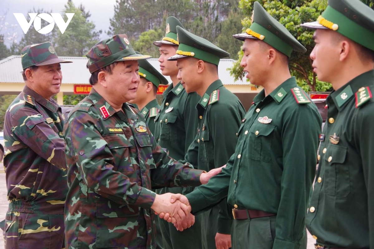 Đoàn đại biểu Quốc phòng 3 nước Việt Nam - Lào - Trung Quốc kiểm tra cột mốc 0- Ảnh 2.