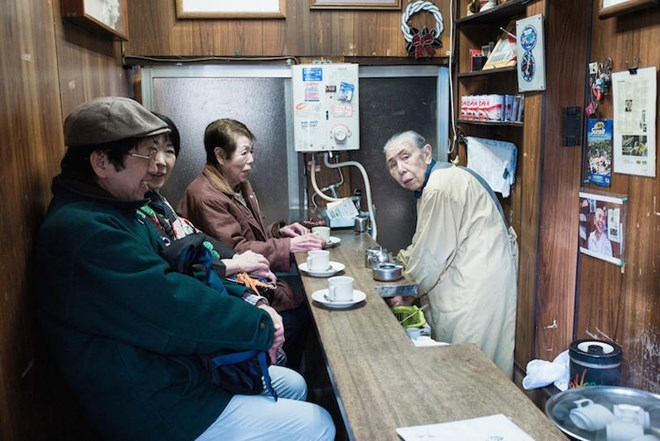 80 tuổi vẫn phải nai lưng làm việc để trang trải cuộc sống, điều gì đang xảy ra với người già ở Nhật Bản?- Ảnh 3.