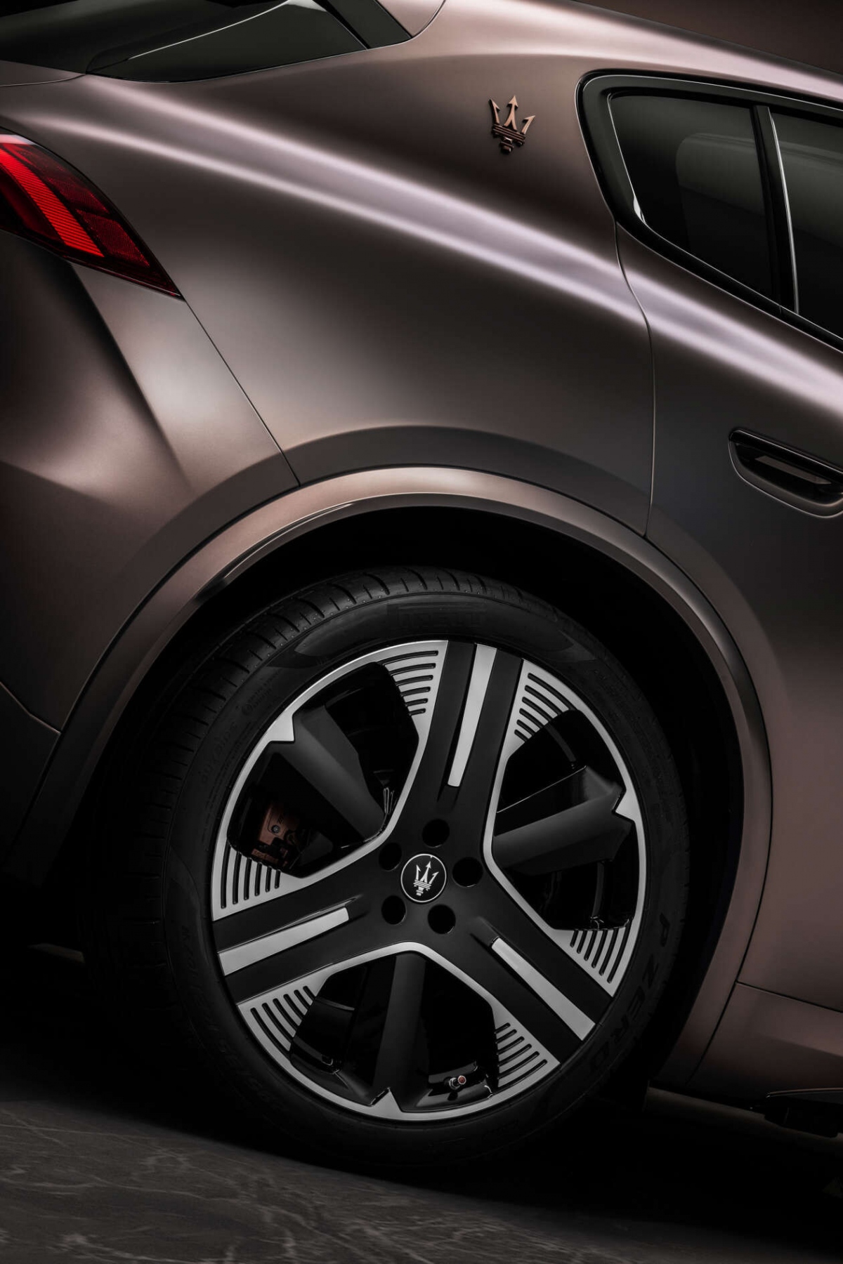 Chiêm ngưỡng Maserati Grecale Folgore 2024 - SUV điện công suất 550 mã lực- Ảnh 11.