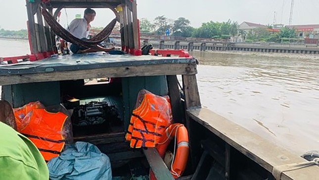 Phá chuyên án buôn lậu dầu cực lớn có sự tiếp tay của cán bộ hải quan- Ảnh 1.