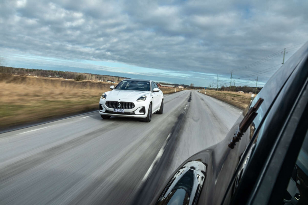 Chiêm ngưỡng Maserati Grecale Folgore 2024 - SUV điện công suất 550 mã lực- Ảnh 33.