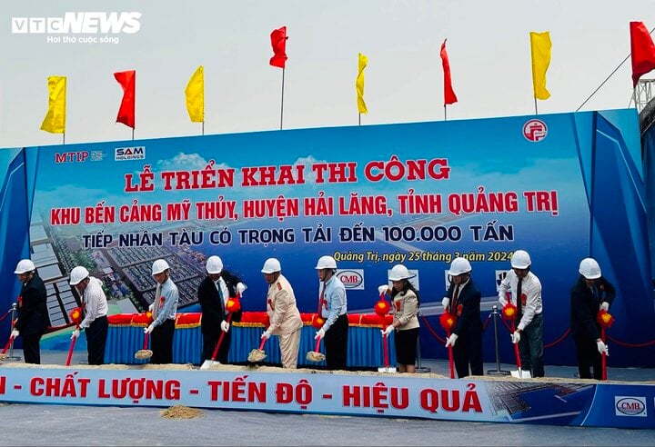 Tái khởi động dự án cảng biển 14.000 tỷ ở Quảng Trị sau 4 năm 'đắp chiếu'- Ảnh 1.