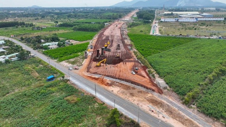 Sắp chi gần 14.000 tỉ đồng đầu tư tuyến đường nối trung tâm Tp.Vũng Tàu với cao tốc Biên Hòa – Vũng Tàu- Ảnh 1.