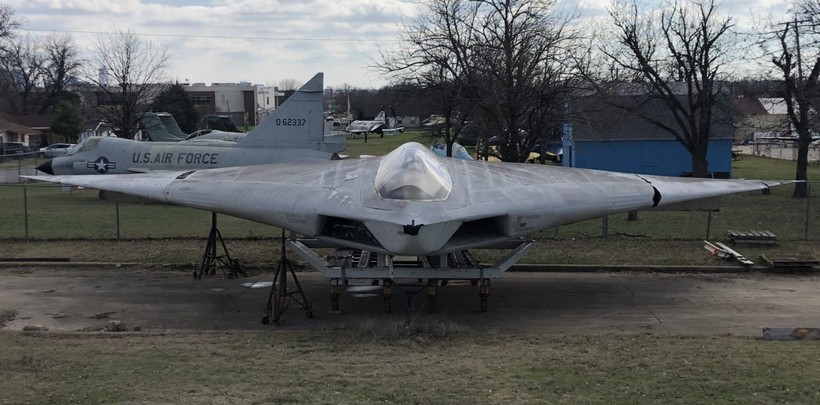 Máy bay tàng hình A-12 Avenger đã phá hủy huyền thoại McDonnell Douglas ra sao?- Ảnh 2.