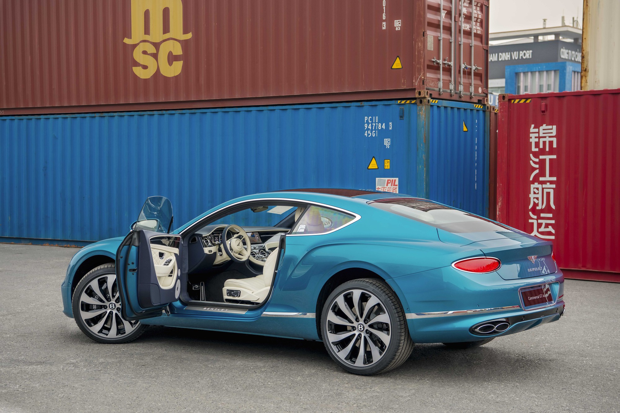 Bentley Continental GT Azure V8 độc bản về Việt Nam: Màu sơn lần đầu xuất hiện, giá gần 22 tỷ đồng- Ảnh 13.