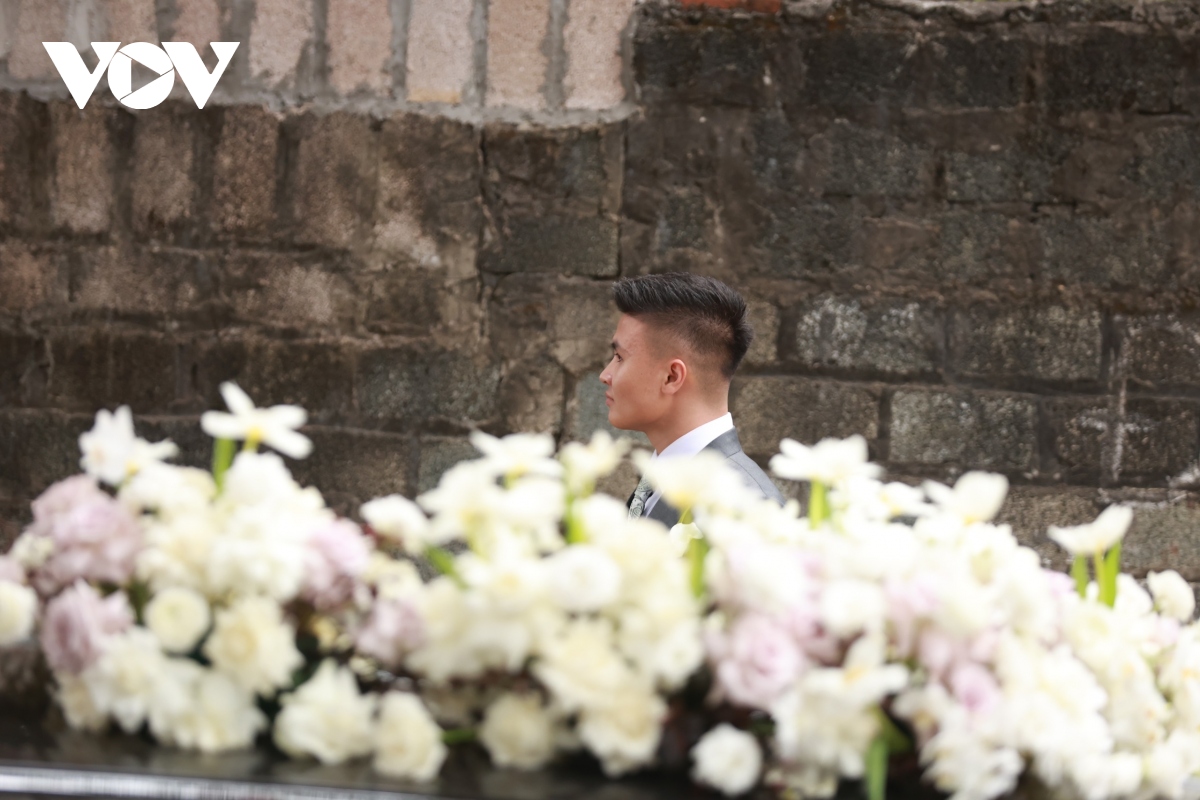 Quang Hải và cô dâu Chu Thanh Huyền rạng ngời hạnh phúc trong ngày cưới- Ảnh 3.