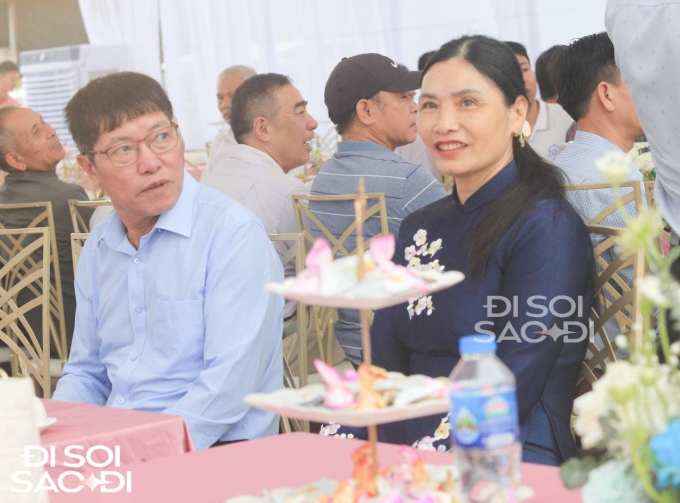 Quang Hải xuất hiện cực bảnh bao, cùng bố mẹ tất bật chuẩn bị cho đám cưới với Chu Thanh Huyền- Ảnh 7.