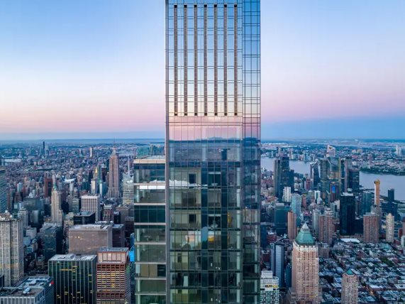 Bi kịch căn penthouse 6.000 tỷ đồng xây trên đỉnh toà tháp 480m: Gió rít chói tai, nước bồn tắm lắc lư, giảm giá cũng chưa ai mua- Ảnh 2.