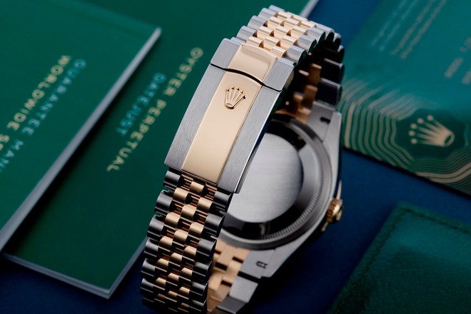 Quang Hải đeo đồng hồ Rolex đính kim cương có giá hơn 600 triệu trong lễ cưới- Ảnh 8.
