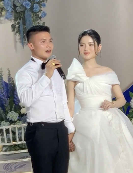 Đôi môi thiếu tự nhiên của Chu Thanh Huyền trong ngày cưới bất ngờ lại rơi vào vòng xoáy thị phi- Ảnh 1.