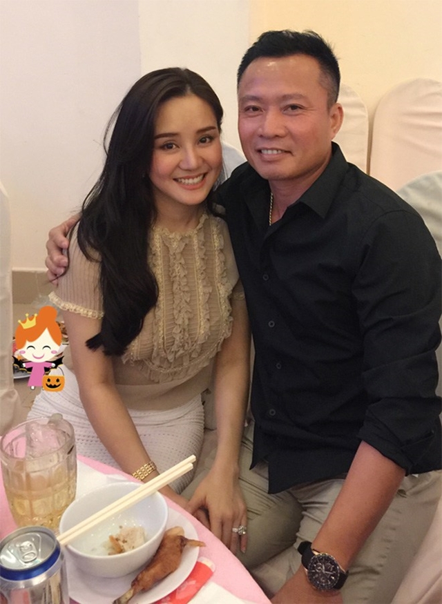 Vy Oanh và ông xã hiếm hoi lộ diện, vợ chồng Phan Như Thảo công khai tình tứ- Ảnh 5.