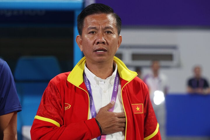 3 dòng quy định suýt bị bỏ quên giúp HLV Hoàng Anh Tuấn gỡ khó ở U23 Việt Nam- Ảnh 1.
