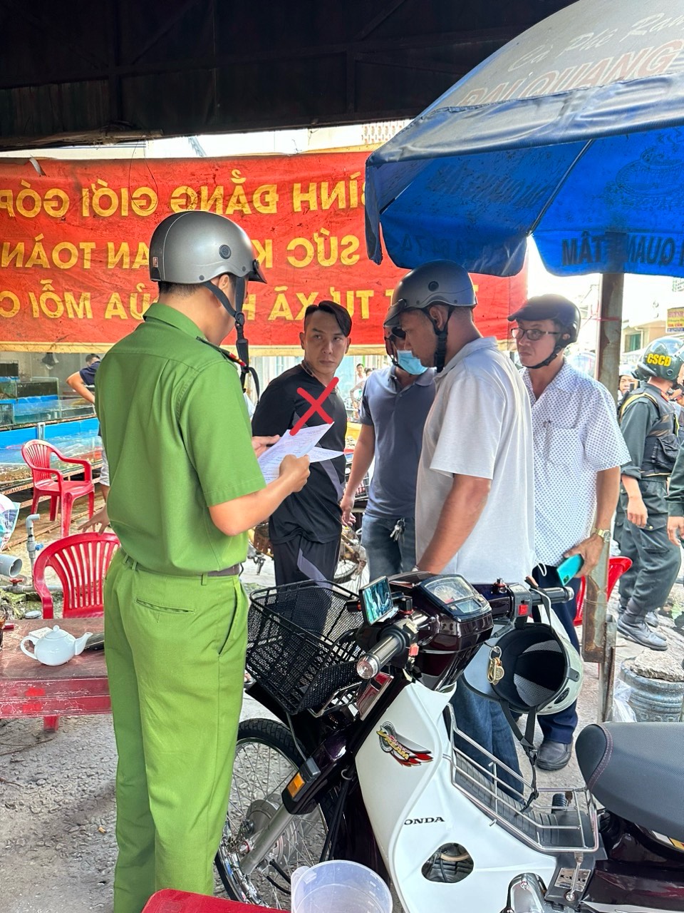 Công an TP Sóc Trăng tìm nạn nhân của “Hiếu Gà”- Ảnh 1.