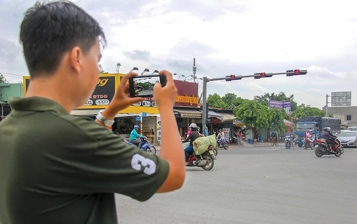 CSGT có được phép xử phạt vi phạm qua hình ảnh, video trên mạng xã hội?- Ảnh 1.