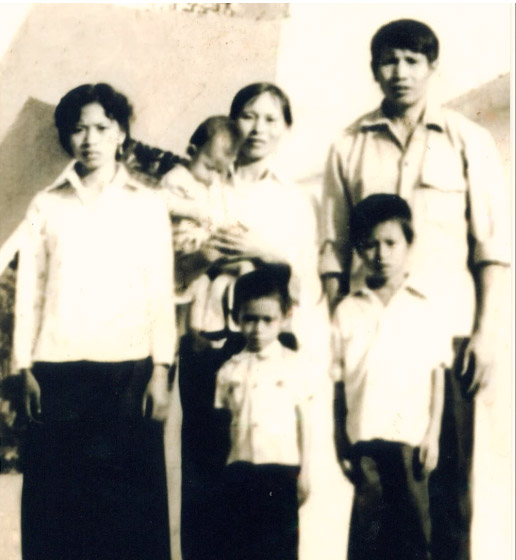 Chạy theo mẹ vào chợ, bé gái quê Nam Định mất tích bí ẩn, 43 năm sau bất ngờ xuất hiện, kể rõ sự tình- Ảnh 1.