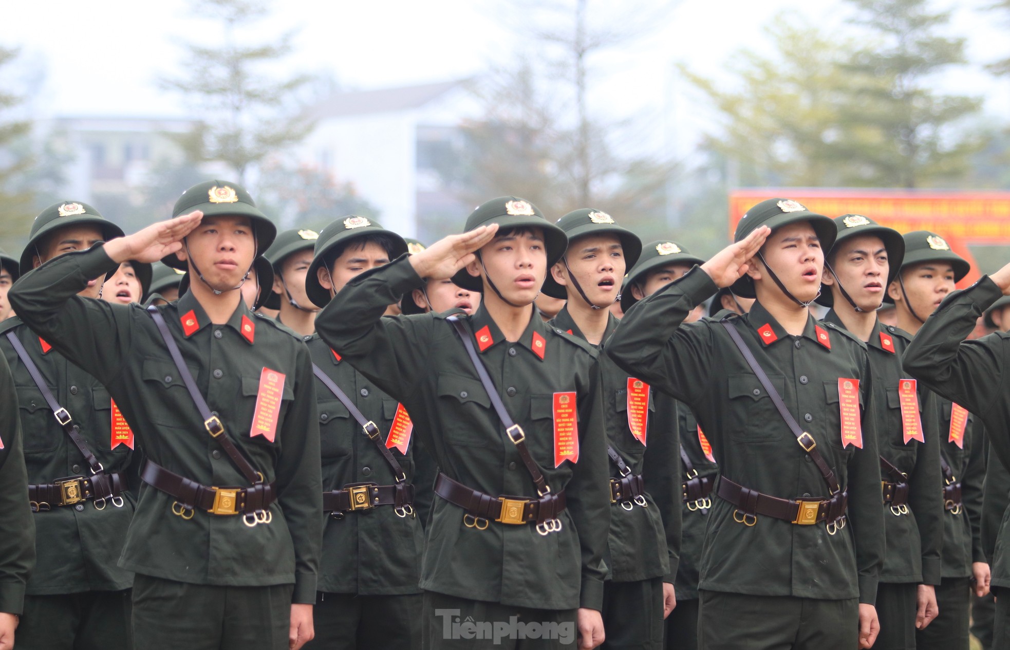 Gần 800 chiến sỹ nghĩa vụ bước vào khóa huấn luyện tại Trung đoàn Cảnh sát Cơ động Bắc Trung Bộ- Ảnh 7.