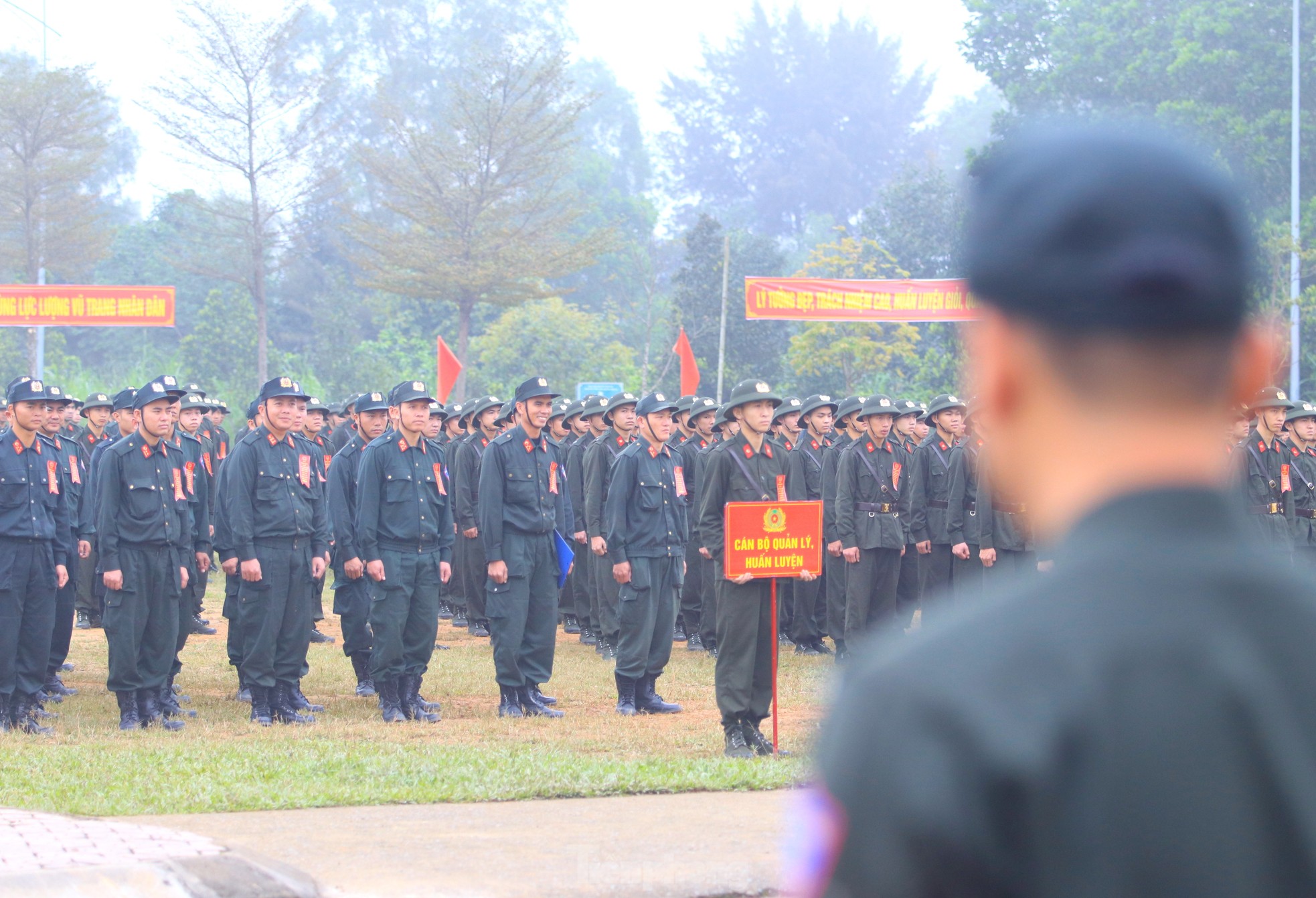 Gần 800 chiến sỹ nghĩa vụ bước vào khóa huấn luyện tại Trung đoàn Cảnh sát Cơ động Bắc Trung Bộ- Ảnh 3.