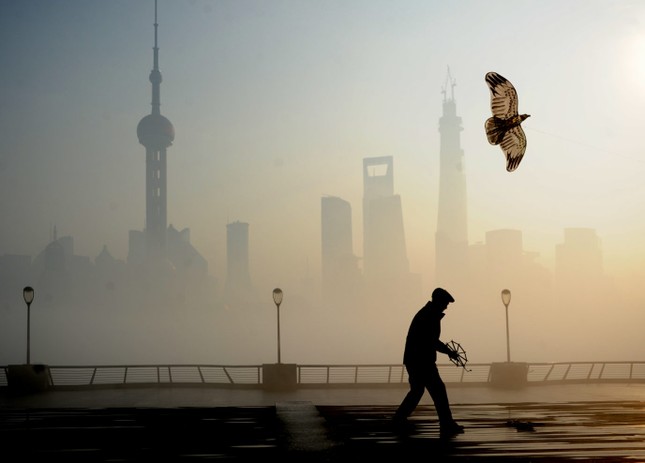 Báo chí nước ngoài chỉ ra nguyên nhân Hà Nội đứng đầu danh sách thành phố ô nhiễm nhất- Ảnh 2.