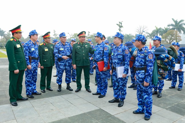 Bộ Tổng tham mưu kiểm tra chuyển trạng thái sẵn sàng chiến đấu của Cảnh sát biển- Ảnh 1.