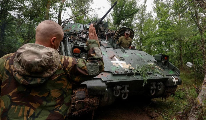 Phản công không có pháo binh, xe tăng M1 Abrams của Ukraine trở nên vô dụng- Ảnh 2.