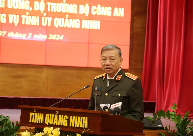 Bộ Công an tăng thêm khoảng 1.000 biên chế cho Công an tỉnh Quảng Ninh- Ảnh 1.