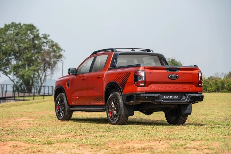 Ford Ranger Stormtrak giá tạm tính 1,059 tỷ tại Việt Nam: Dự kiến ra mắt tháng 5, thế chỗ Wildtrak đấu Triton Athlete- Ảnh 5.