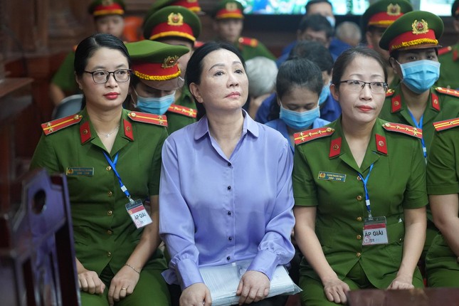 Vụ án Vạn Thịnh Phát: Nhóm cựu lãnh đạo SCB đồng loạt thừa nhận tội trạng- Ảnh 2.