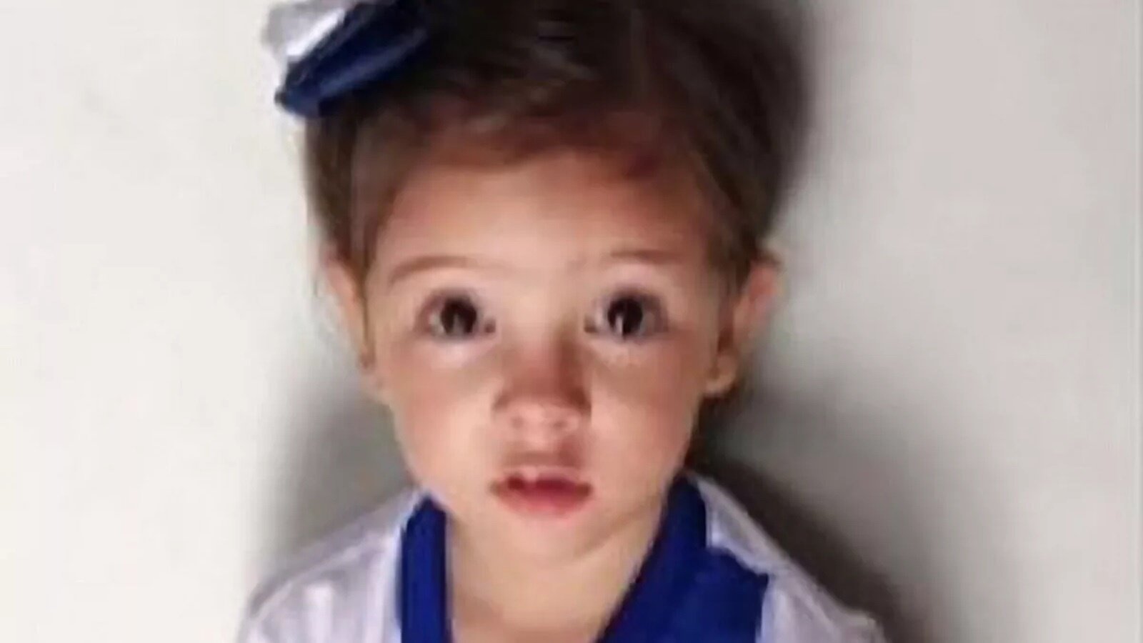 Bé gái 4 tuổi tử vong sau 3 tiếng đồng hồ bị bố bỏ quên trong ô tô- Ảnh 1.