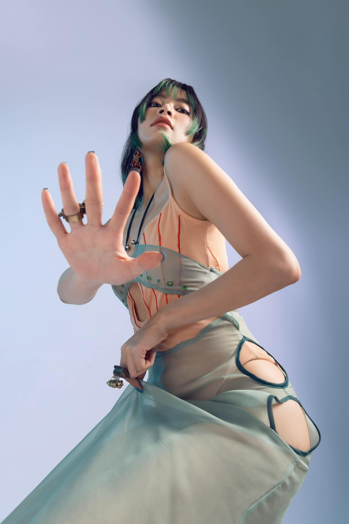 Ho&agrave;ng Thuỳ Linh lộ loạt hấu hiệu mẹ bầu: Mất t&iacute;ch khỏi showbiz, nhan sắc lạ lẫm trong lần hiếm hoi lộ diện- Ảnh 10.