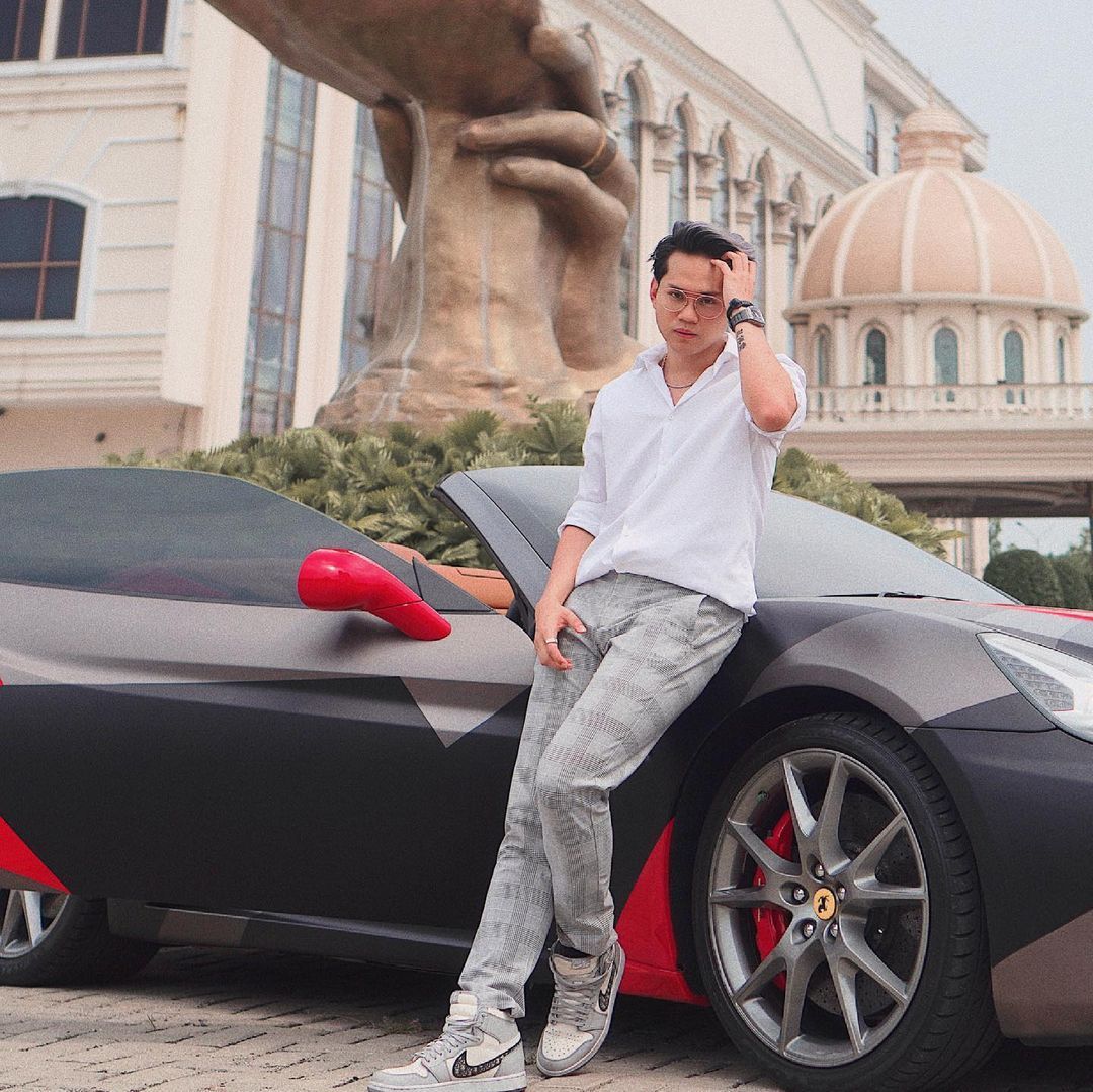 Thanh niên bán bảo hiểm “nghèo” lại lái xe Lamborghini, Porsche, 