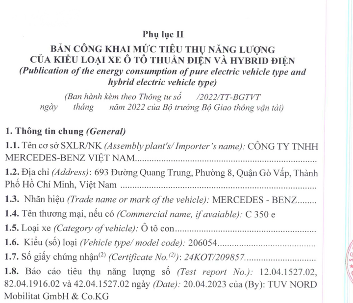 Rộ tin đồn Mercedes-Benz C350e tiết kiệm nhiên liệu sắp được bán tại Việt Nam- Ảnh 1.