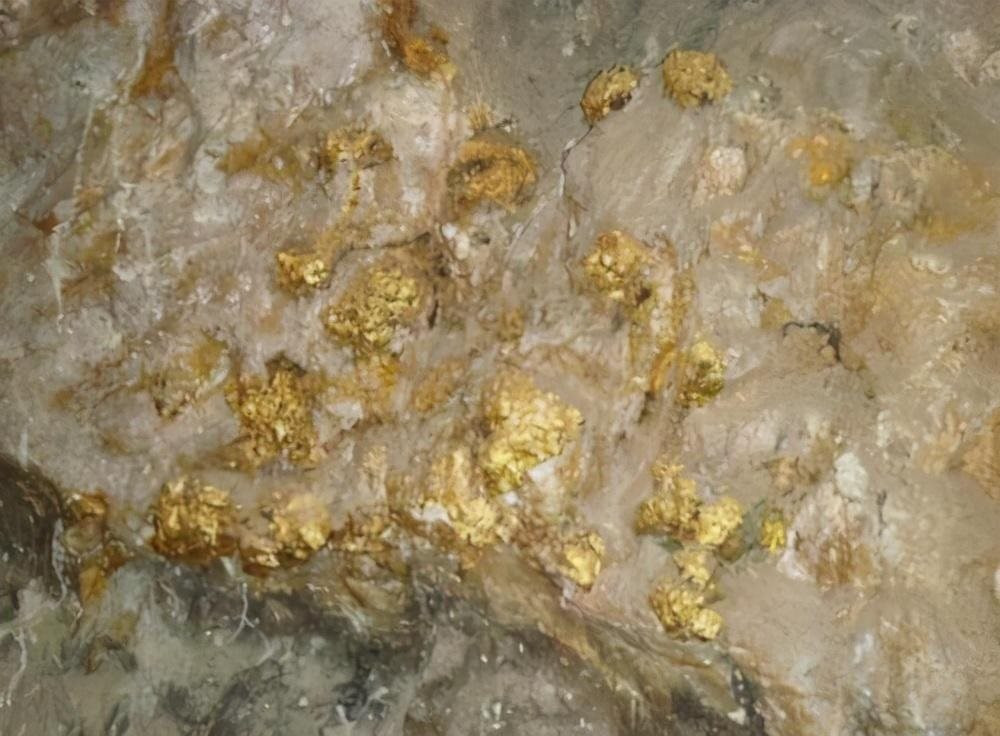 Vì sao suốt 80 năm không ai dám đào mỏ vàng có trữ lượng lớn bậc nhất thế giới? Kho báu 4.500 tấn vàng nằm im dưới đất khiến nước Nga “đau đầu”- Ảnh 6.