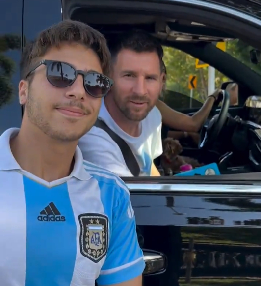 Bất ngờ gặp fan khi đang chạy xe hơi, vợ chồng Messi có hành động đáng trân trọng- Ảnh 3.