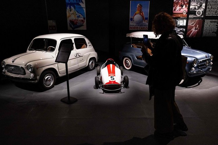 Chùm ảnh bộ sưu tập ôtô cổ cực đẹp của Hoàng tử Monaco- Ảnh 9.
