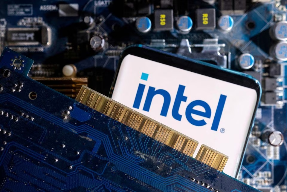 Huawei trình làng laptop có chip AI mới của Intel- Ảnh 1.
