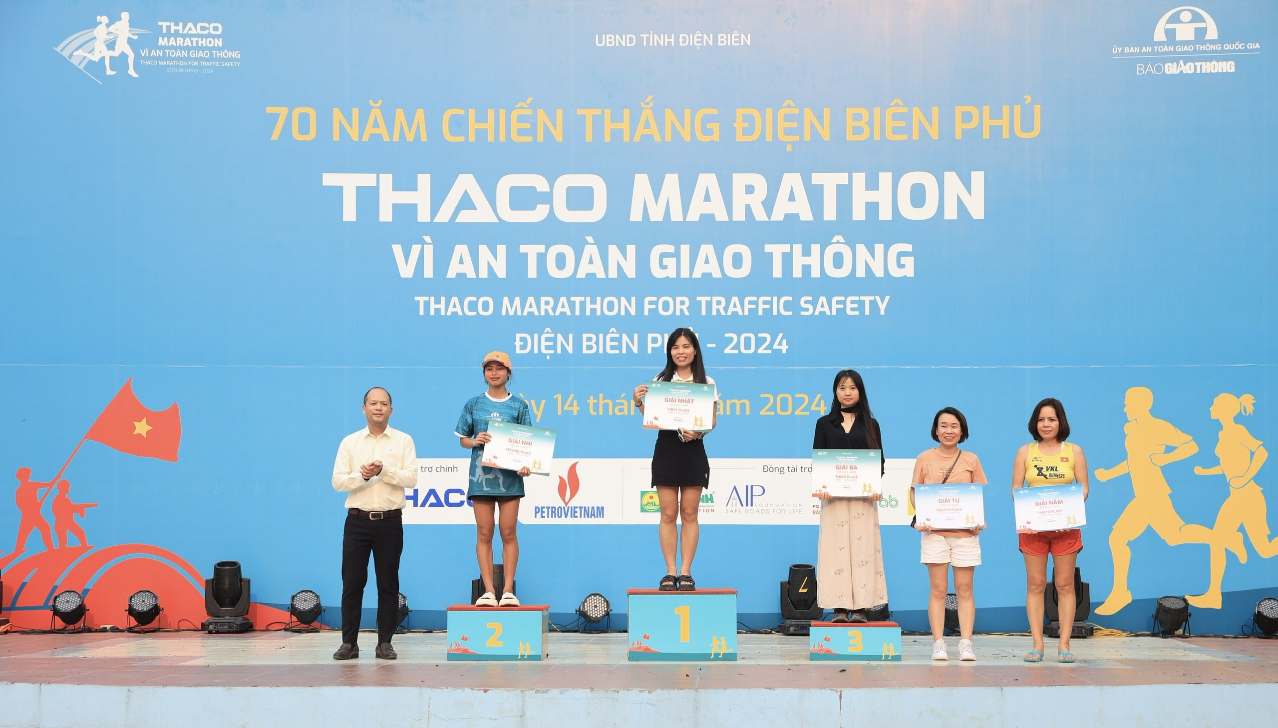 Sôi nổi tranh tài Giải chạy THACO Marathon – Điện Biên Phủ năm 2024- Ảnh 4.